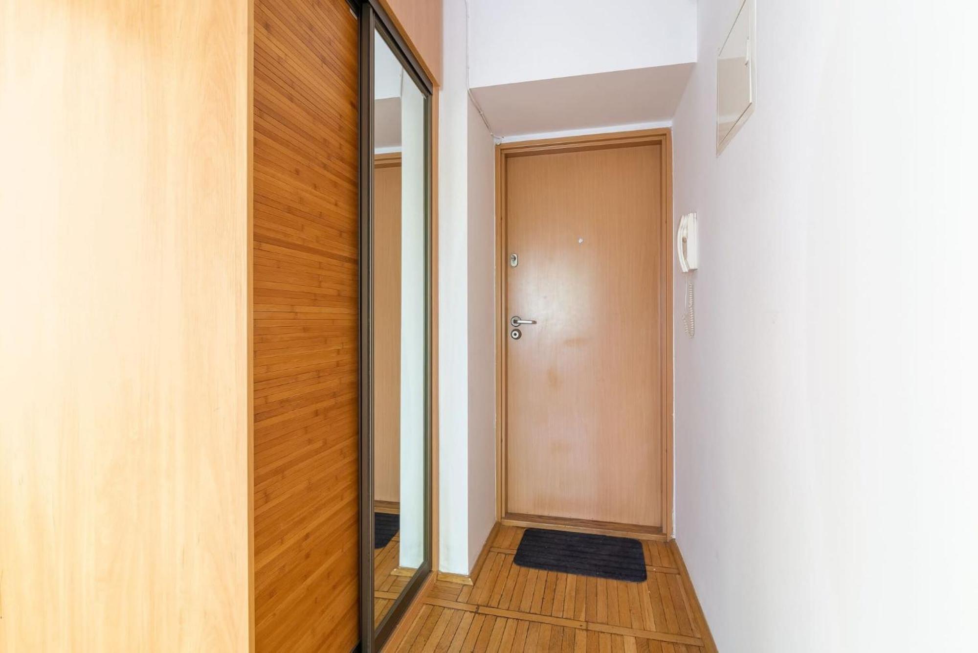 Smolna 8 - Warm Apartment With Balcony By Noclegi Renters Varsavia Esterno foto